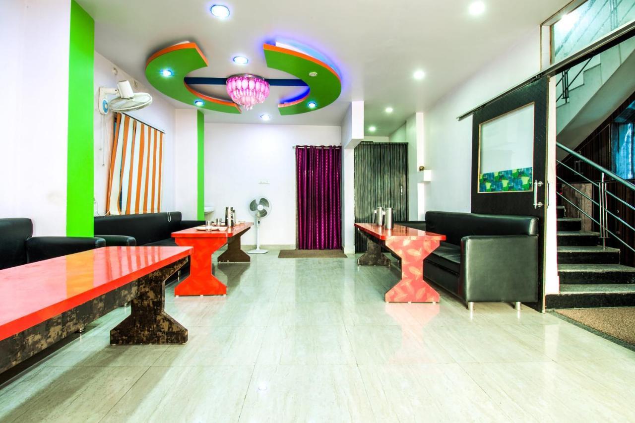 Danapur Oyo 14993 Rp Palace מראה חיצוני תמונה